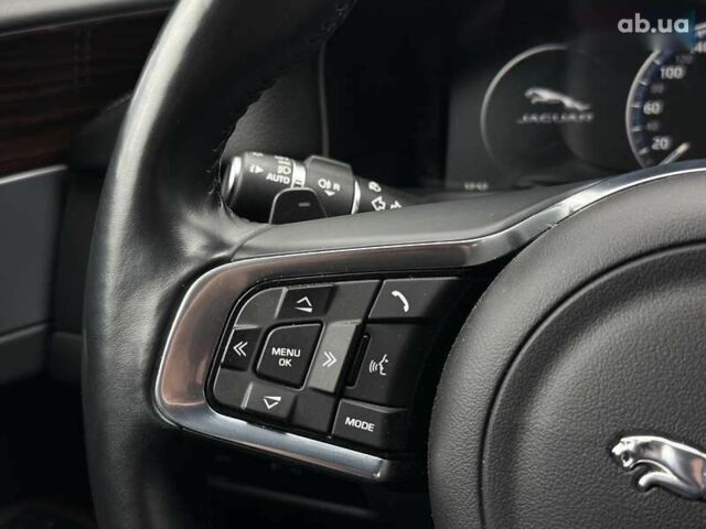 Ягуар ХФ, объемом двигателя 2 л и пробегом 124 тыс. км за 21000 $, фото 23 на Automoto.ua