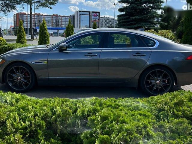Ягуар ХФ, объемом двигателя 2 л и пробегом 136 тыс. км за 18750 $, фото 3 на Automoto.ua