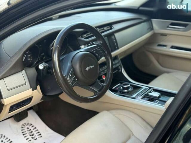 Ягуар ХФ, объемом двигателя 3 л и пробегом 104 тыс. км за 13900 $, фото 3 на Automoto.ua