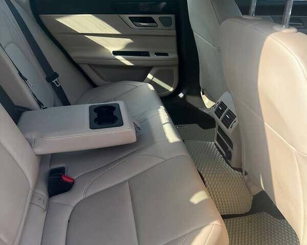 Ягуар ХФ, объемом двигателя 2 л и пробегом 66 тыс. км за 17500 $, фото 15 на Automoto.ua