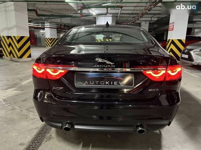 Ягуар ХФ, объемом двигателя 2 л и пробегом 53 тыс. км за 17500 $, фото 9 на Automoto.ua