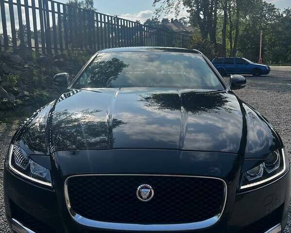 Ягуар ХФ, объемом двигателя 2 л и пробегом 66 тыс. км за 17500 $, фото 1 на Automoto.ua