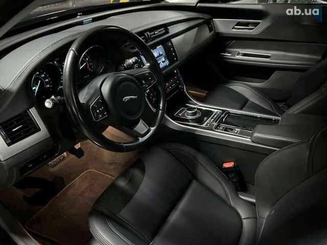 Ягуар ХФ, объемом двигателя 2 л и пробегом 53 тыс. км за 17500 $, фото 22 на Automoto.ua