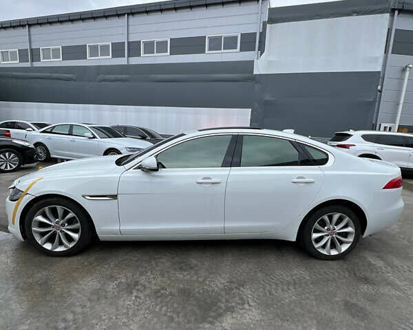 Ягуар ХФ, объемом двигателя 2 л и пробегом 113 тыс. км за 15800 $, фото 2 на Automoto.ua