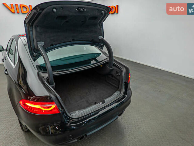 Ягуар ХФ, объемом двигателя 2 л и пробегом 80 тыс. км за 20630 $, фото 6 на Automoto.ua