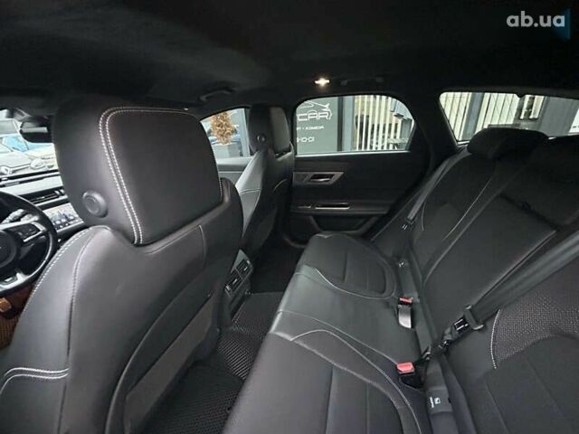 Ягуар ХФ, объемом двигателя 2 л и пробегом 92 тыс. км за 26200 $, фото 24 на Automoto.ua