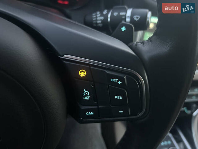 Ягуар ХФ, объемом двигателя 2 л и пробегом 104 тыс. км за 29000 $, фото 29 на Automoto.ua