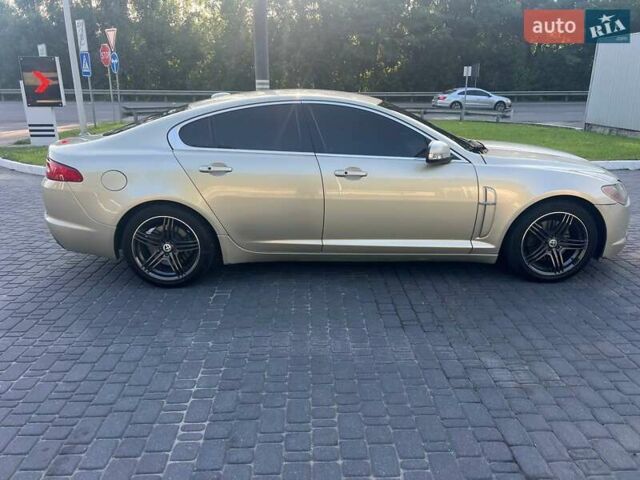 Жовтий Ягуар ХФ, об'ємом двигуна 2.97 л та пробігом 120 тис. км за 7500 $, фото 16 на Automoto.ua