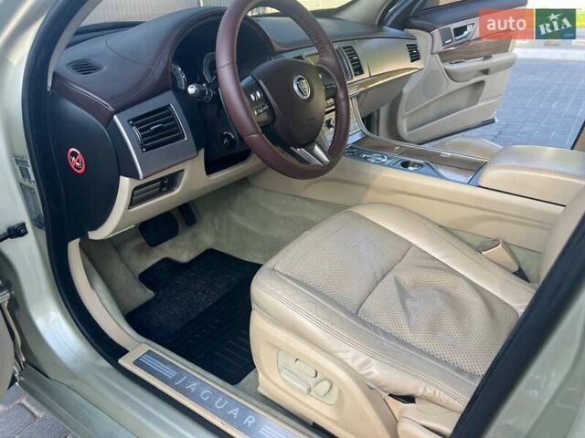 Жовтий Ягуар ХФ, об'ємом двигуна 2.97 л та пробігом 120 тис. км за 7500 $, фото 43 на Automoto.ua