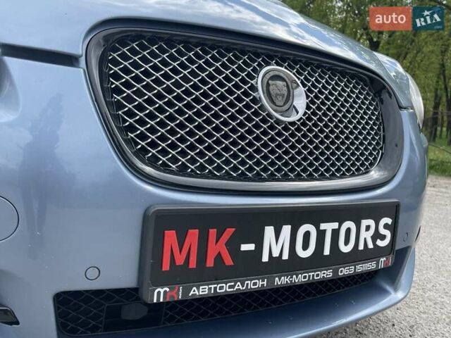 Серый Ягуар ХФ, объемом двигателя 2.97 л и пробегом 141 тыс. км за 10700 $, фото 9 на Automoto.ua