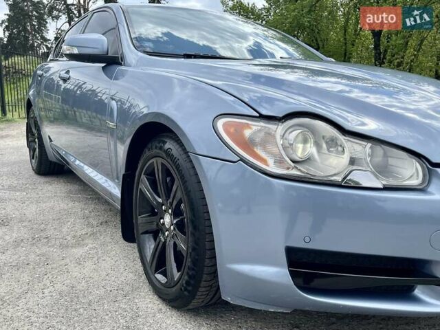 Серый Ягуар ХФ, объемом двигателя 2.97 л и пробегом 141 тыс. км за 10700 $, фото 18 на Automoto.ua