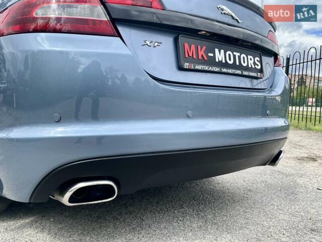 Серый Ягуар ХФ, объемом двигателя 2.97 л и пробегом 141 тыс. км за 10700 $, фото 16 на Automoto.ua
