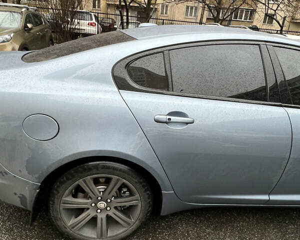 Серый Ягуар ХФ, объемом двигателя 2.97 л и пробегом 148 тыс. км за 9500 $, фото 5 на Automoto.ua