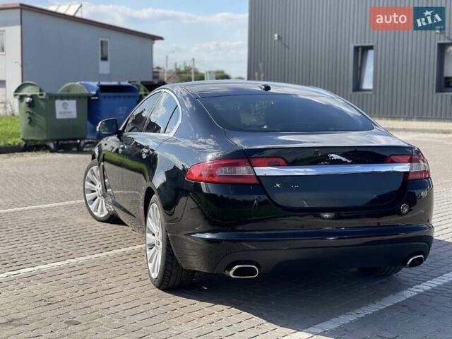 Серый Ягуар ХФ, объемом двигателя 2.7 л и пробегом 183 тыс. км за 10400 $, фото 14 на Automoto.ua