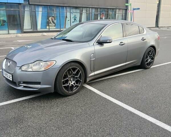 Ягуар ХФ 2009 в Киеве на Automoto.ua Серый Ягуар ХФ, объемом двигателя 2.72 л и пробегом 240 тыс. км за 10000 $, фото 9 на Automoto.ua