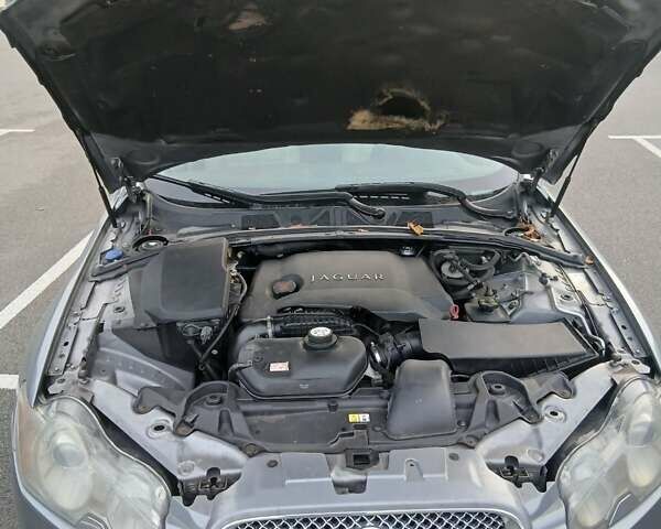 Ягуар ХФ 2009 в Киеве на Automoto.ua Серый Ягуар ХФ, объемом двигателя 2.72 л и пробегом 240 тыс. км за 10000 $, фото 11 на Automoto.ua