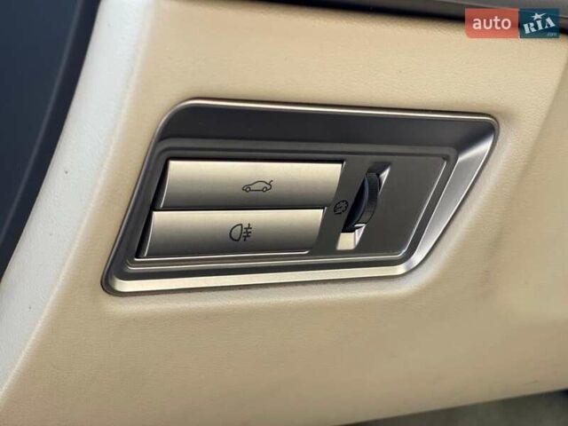 Серый Ягуар ХФ, объемом двигателя 2.7 л и пробегом 183 тыс. км за 10400 $, фото 29 на Automoto.ua