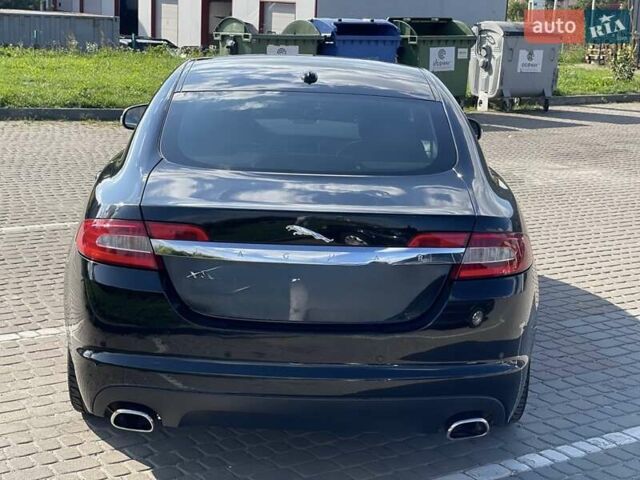 Серый Ягуар ХФ, объемом двигателя 2.7 л и пробегом 183 тыс. км за 10400 $, фото 13 на Automoto.ua