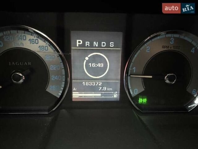 Серый Ягуар ХФ, объемом двигателя 2.7 л и пробегом 183 тыс. км за 10400 $, фото 5 на Automoto.ua