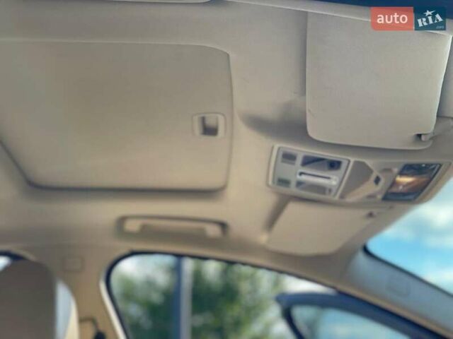 Серый Ягуар ХФ, объемом двигателя 2.7 л и пробегом 183 тыс. км за 10400 $, фото 28 на Automoto.ua