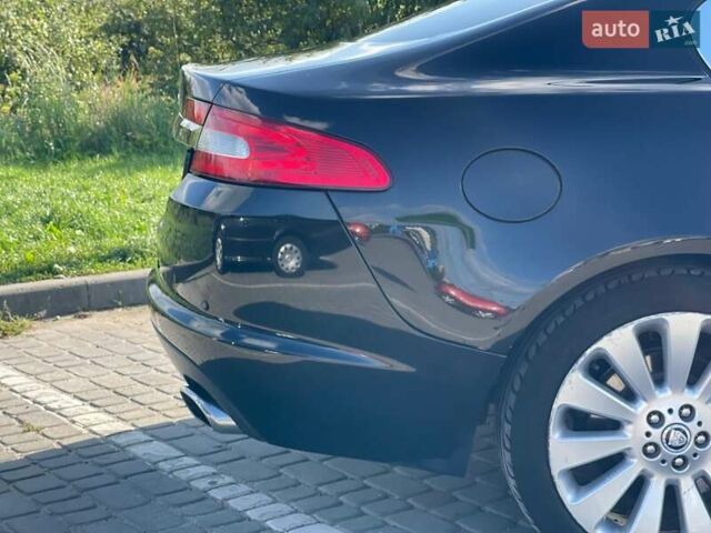 Серый Ягуар ХФ, объемом двигателя 2.7 л и пробегом 183 тыс. км за 10400 $, фото 15 на Automoto.ua