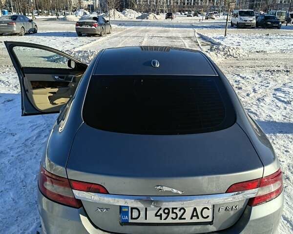 Сірий Ягуар ХФ, об'ємом двигуна 2.7 л та пробігом 243 тис. км за 9500 $, фото 40 на Automoto.ua