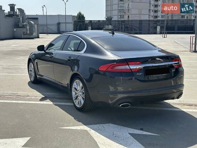 Сірий Ягуар ХФ, об'ємом двигуна 2.97 л та пробігом 150 тис. км за 16500 $, фото 15 на Automoto.ua