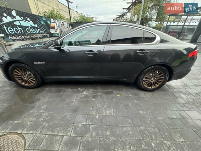 Сірий Ягуар ХФ, об'ємом двигуна 2.18 л та пробігом 180 тис. км за 13200 $, фото 10 на Automoto.ua