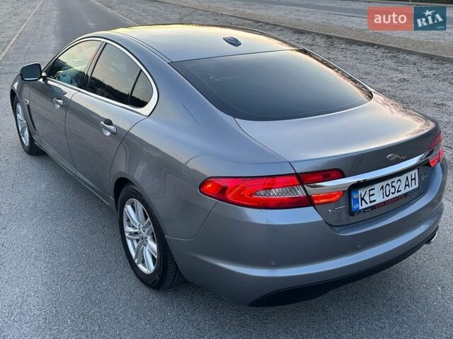 Серый Ягуар ХФ, объемом двигателя 2.2 л и пробегом 190 тыс. км за 10400 $, фото 12 на Automoto.ua