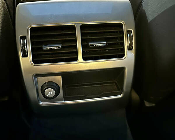 Серый Ягуар ХФ, объемом двигателя 2 л и пробегом 113 тыс. км за 12300 $, фото 18 на Automoto.ua