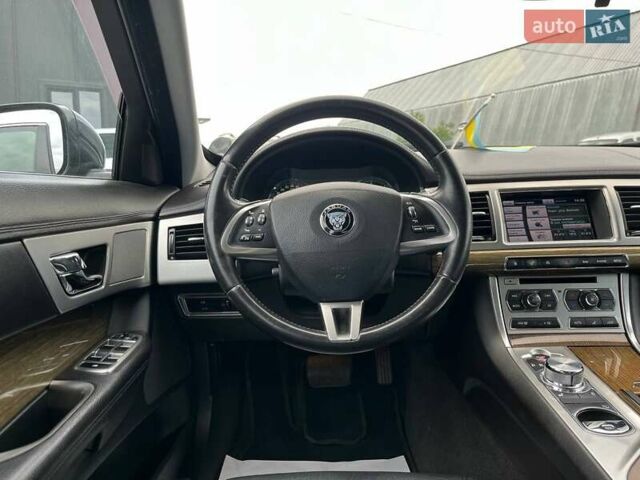 Серый Ягуар ХФ, объемом двигателя 2.2 л и пробегом 218 тыс. км за 13640 $, фото 12 на Automoto.ua