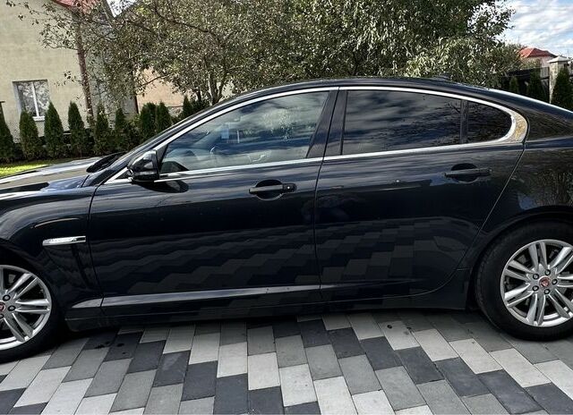 Серый Ягуар ХФ, объемом двигателя 2.2 л и пробегом 209 тыс. км за 13500 $, фото 15 на Automoto.ua