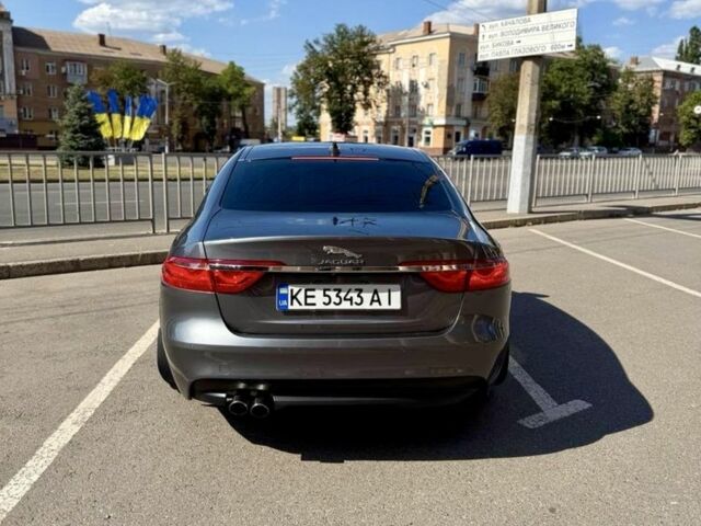 Серый Ягуар ХФ, объемом двигателя 2 л и пробегом 137 тыс. км за 20100 $, фото 9 на Automoto.ua