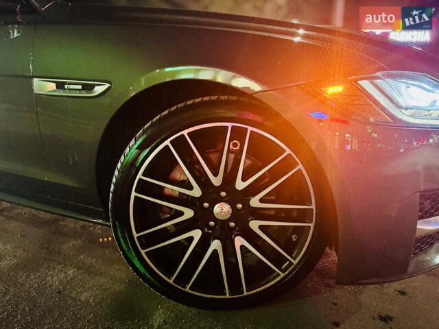 Сірий Ягуар ХФ, об'ємом двигуна 3 л та пробігом 90 тис. км за 16500 $, фото 4 на Automoto.ua