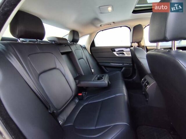 Серый Ягуар ХФ, объемом двигателя 2 л и пробегом 196 тыс. км за 14999 $, фото 16 на Automoto.ua