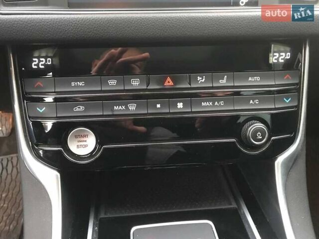 Сірий Ягуар ХФ, об'ємом двигуна 2 л та пробігом 90 тис. км за 16990 $, фото 16 на Automoto.ua