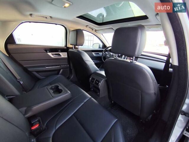 Серый Ягуар ХФ, объемом двигателя 2 л и пробегом 196 тыс. км за 14999 $, фото 18 на Automoto.ua