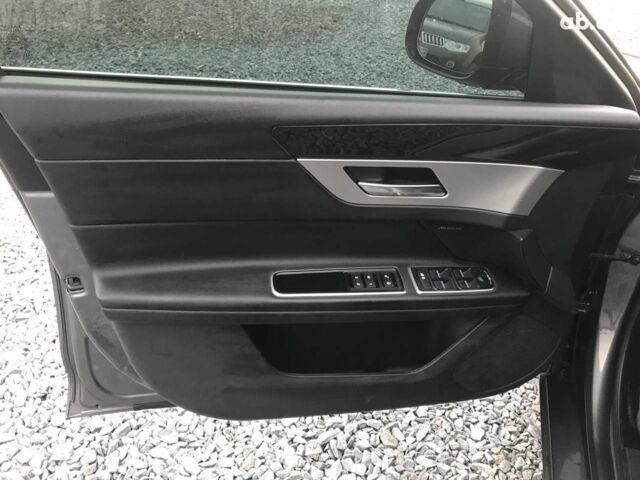 Серый Ягуар ХФ, объемом двигателя 2 л и пробегом 90 тыс. км за 16990 $, фото 22 на Automoto.ua