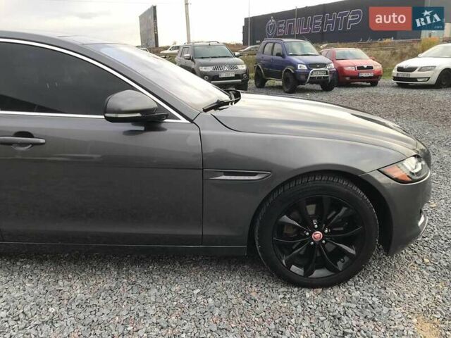 Сірий Ягуар ХФ, об'ємом двигуна 2 л та пробігом 90 тис. км за 16990 $, фото 5 на Automoto.ua