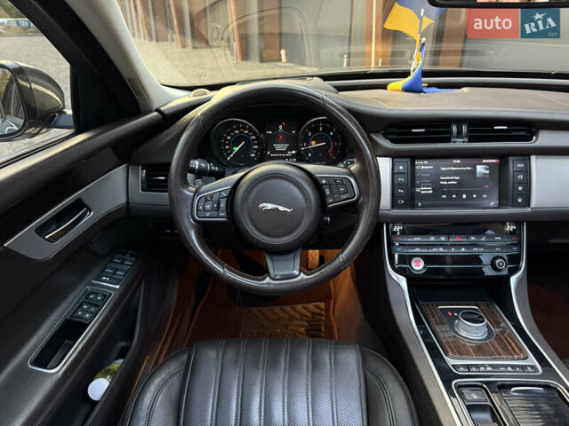 Серый Ягуар ХФ, объемом двигателя 2 л и пробегом 260 тыс. км за 16000 $, фото 30 на Automoto.ua