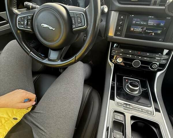 Серый Ягуар ХФ, объемом двигателя 2 л и пробегом 189 тыс. км за 12000 $, фото 6 на Automoto.ua