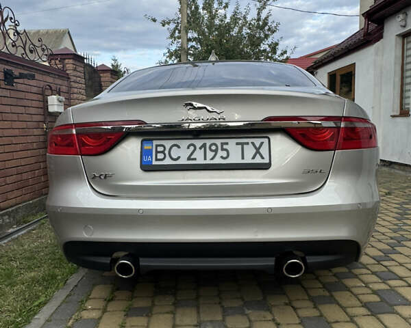 Сірий Ягуар ХФ, об'ємом двигуна 3 л та пробігом 61 тис. км за 17900 $, фото 6 на Automoto.ua