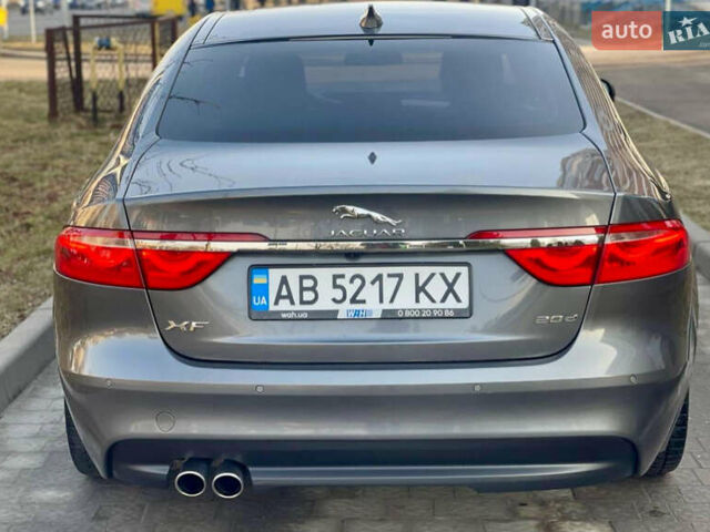 Сірий Ягуар ХФ, об'ємом двигуна 2 л та пробігом 242 тис. км за 18700 $, фото 6 на Automoto.ua