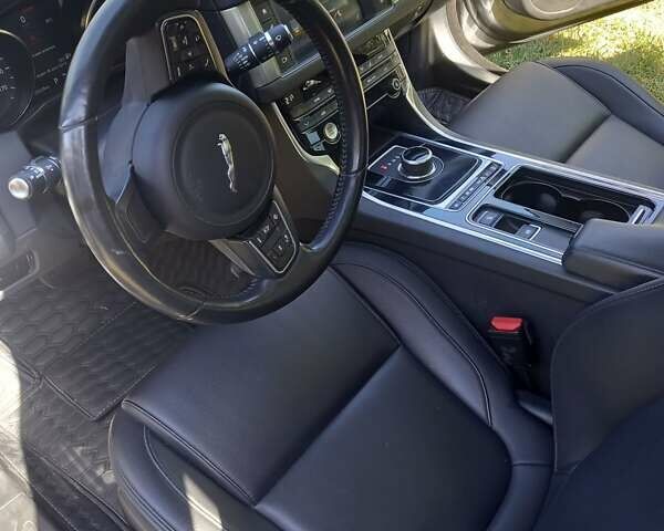 Серый Ягуар ХФ, объемом двигателя 2 л и пробегом 192 тыс. км за 16200 $, фото 8 на Automoto.ua
