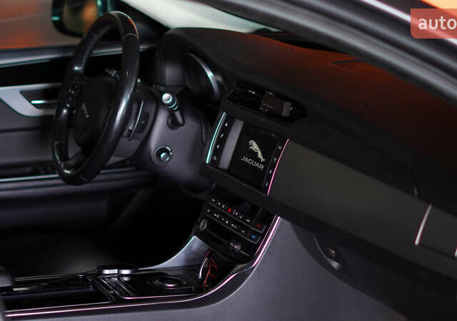 Ягуар ХФ 2018 в Львове на Automoto.ua Серый Ягуар ХФ, объемом двигателя 2 л и пробегом 136 тыс. км за 15500 $, фото 8 на Automoto.ua
