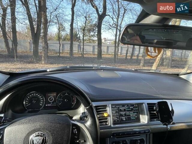 Сірий Ягуар ХФ, об'ємом двигуна 2.2 л та пробігом 150 тис. км за 10200 $, фото 19 на Automoto.ua