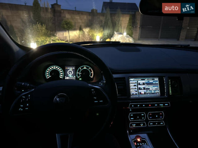 Серый Ягуар ХФ, объемом двигателя 2.18 л и пробегом 272 тыс. км за 9999 $, фото 44 на Automoto.ua