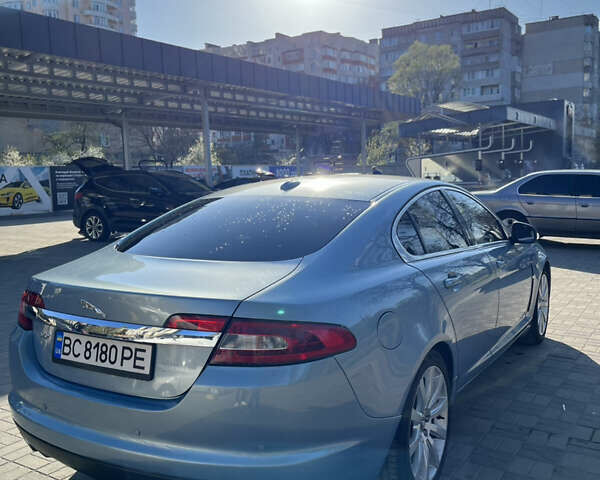 Синий Ягуар ХФ, объемом двигателя 2.72 л и пробегом 270 тыс. км за 8300 $, фото 5 на Automoto.ua