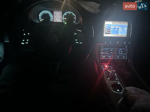 Синий Ягуар ХФ, объемом двигателя 2.7 л и пробегом 260 тыс. км за 8850 $, фото 15 на Automoto.ua