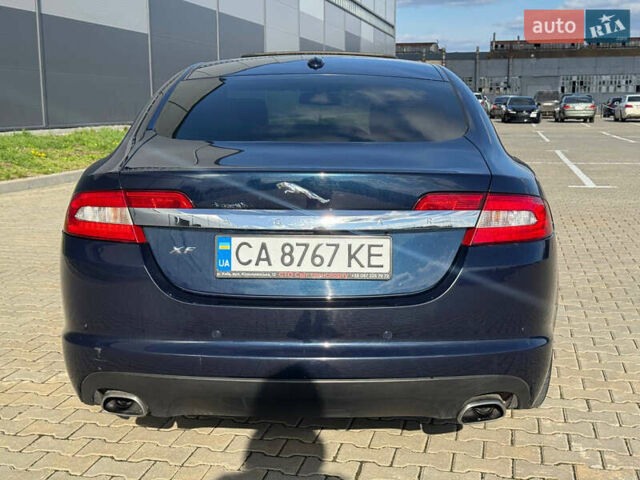 Синий Ягуар ХФ, объемом двигателя 2.72 л и пробегом 280 тыс. км за 8400 $, фото 3 на Automoto.ua